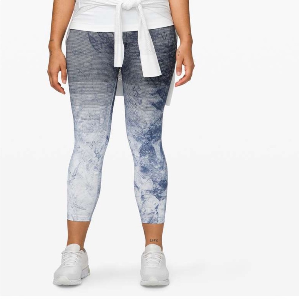 Lululemon Ebb to Train Tight *Wash